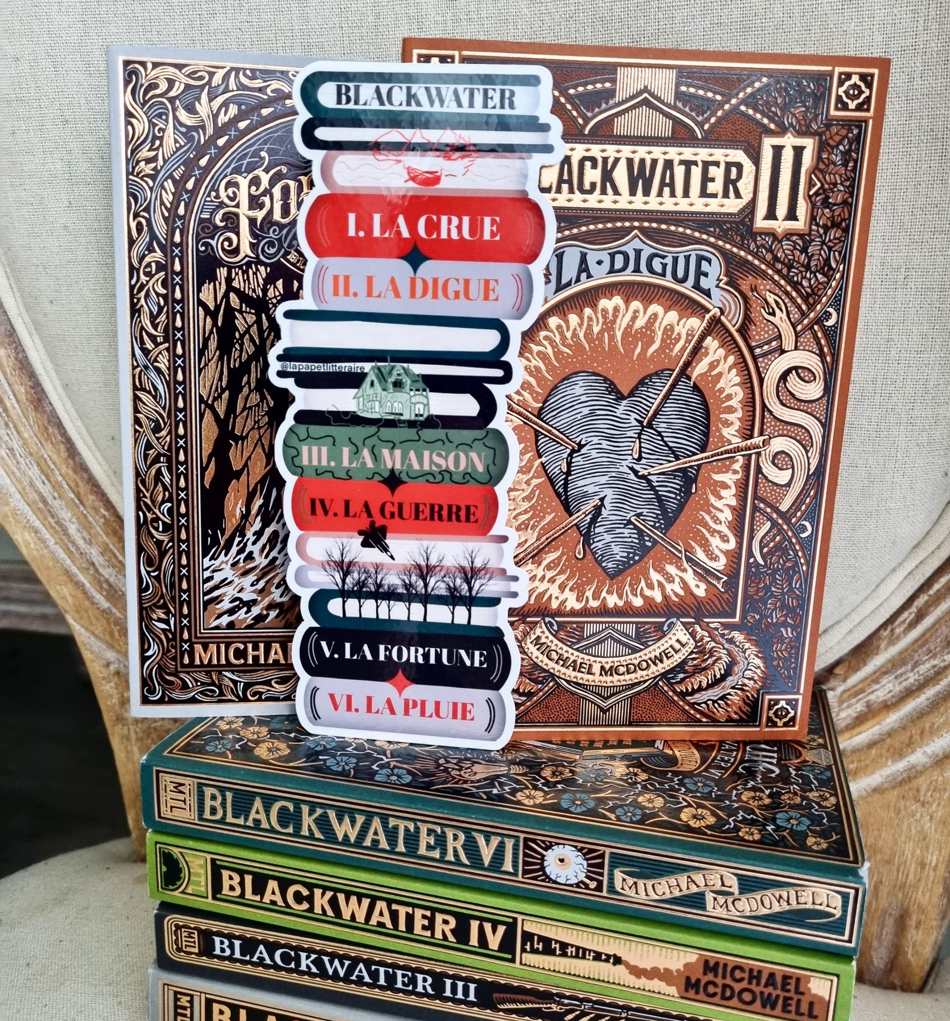 Marque page-Pile de livres BLACKWATER - La Papet' Littéraire